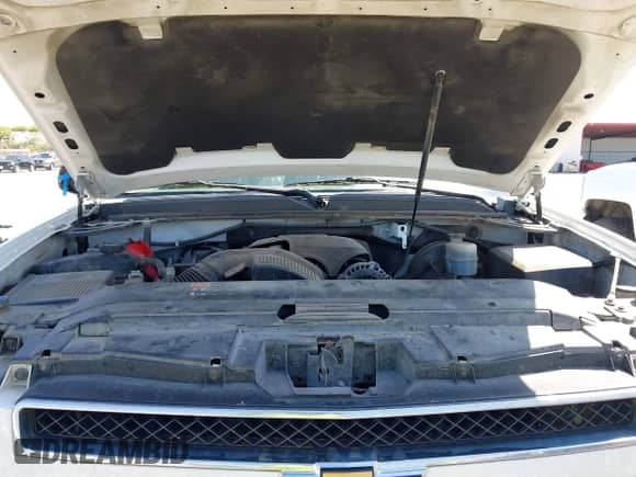 2012 Chevrolet Tahoe LT with VIN 1GNSCBE04CR102302, listed as a IAAI auction lot 43202041 with 212,653 mi miles and . Bid and sale history available at DreamBid. Image 10.