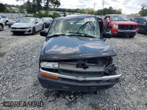 2003 Chevrolet S-10 LS с VIN 1GCCS19X638124955, выставлен на аукционе Copart как лот 64734675 с пробегом 246 520 миль миль и На запчасти • Non repairable. История ставок и продаж доступна на DreamBid. Изображение 5.