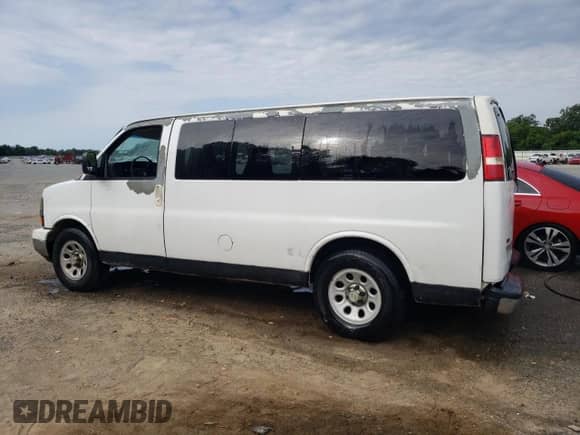 2011 Chevrolet City Express Cargo z VIN 1GBSGCF45B1185499, wystawiony jako Copart lot #58754914 z przebiegiem 211 935 mil mil oraz Szkoda całkowita • Salvage title. Historia ofert i sprzedaży dostępna na DreamBid. Obrazek 2.
