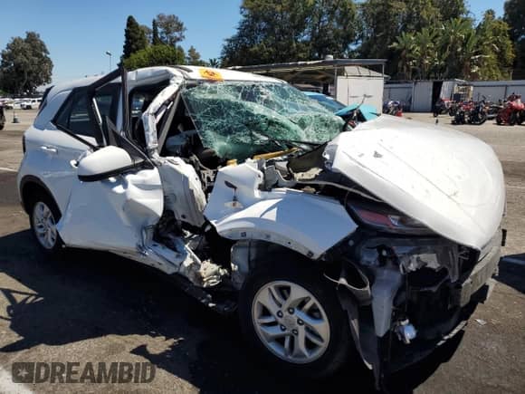 2021 Hyundai Venue SE with VIN KMHRB8A31MU068553, listed as a Copart auction lot 68105444 with 84,345 mi miles and Salvage title. Bid and sale history available at DreamBid. Image 4.