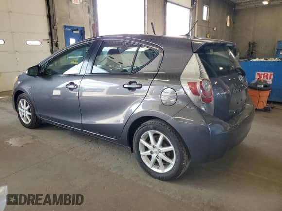 2014 Toyota Prius One z VIN JTDKDTB32E1074995, wystawiony jako Copart lot #69128805 z przebiegiem 110 156 mil mil oraz Szkoda całkowita • Salvage title. Historia ofert i sprzedaży dostępna na DreamBid. Obrazek 2.