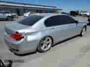2012 BMW 7 Series 750Li с VIN WBAKB8C5XCC965182, выставлен на аукционе Copart как лот 68873985 с пробегом Не указан миль и Списание • Salvage title. История ставок и продаж доступна на DreamBid. Изображение 3.