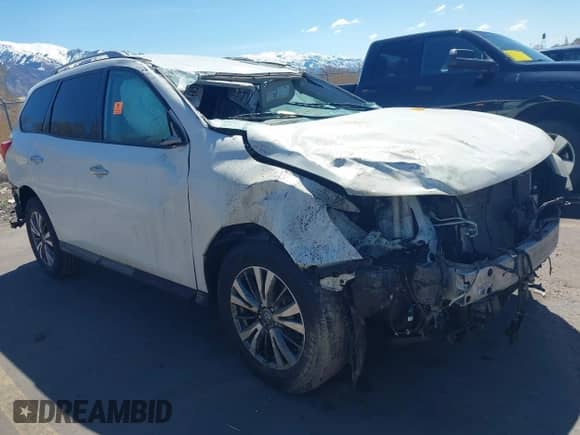 2019 Nissan Pathfinder SV with VIN 5N1DR2MM9KC600352, listed as a IAAI auction lot 41962641 with Not provided miles and . Bid and sale history available at DreamBid. Image 1.