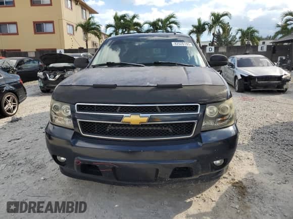 2008 Chevrolet Suburban 3LT с VIN 3GNFC16038G138287, выставлен на аукционе Copart как лот 82526195 с пробегом 253 720 миль миль и Чистый • Clean title. История ставок и продаж доступна на DreamBid. Изображение 5.