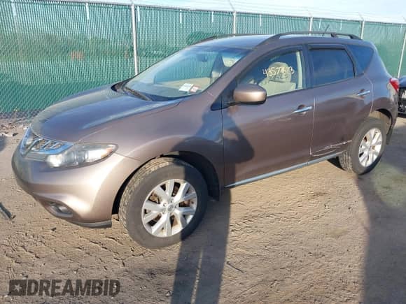 2014 Nissan Murano LE z VIN JN8AZ1MWXEW507785, wystawiony jako IAAI lot #43577623 z przebiegiem 169 892 mil mil oraz . Historia ofert i sprzedaży dostępna na DreamBid. Obrazek 17.