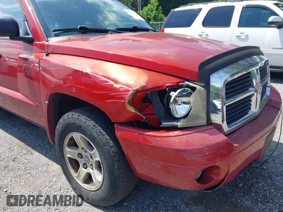 2006 Dodge Dakota SLT with VIN 1D7HW48K26S526289, listed as a IAAI auction lot 42750931 with 203,572 mi miles and . Bid and sale history available at DreamBid. Image 13.