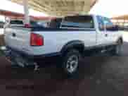 1999 Chevrolet S-10 LS с VIN 1GCCS1945X8129298, выставлен на аукционе IAAI как лот 43108656 с пробегом 180 289 миль миль и . История ставок и продаж доступна на DreamBid. Изображение 4.