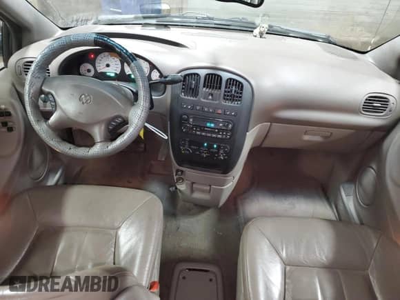 2002 Dodge Caravan ES with VIN 2B8GP54L02R523227, listed as a Copart auction lot 51957415 with 108,920 mi miles and Salvage title. Bid and sale history available at DreamBid. Image 8.