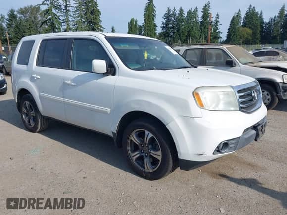 2015 Honda Pilot SE with VIN 5FNYF3H35FB031126, listed as a IAAI auction lot 42509887 with 117,090 mi miles and . Bid and sale history available at DreamBid. Image 1.