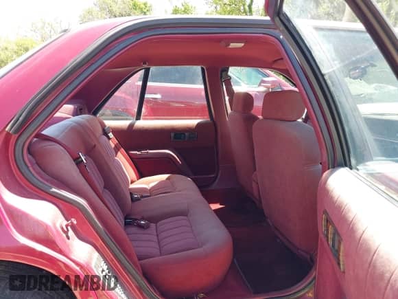1993 Chevrolet Lumina с VIN 2G1WL54T7P9210008, выставлен на аукционе IAAI как лот 42143801 с пробегом 166 635 миль миль и . История ставок и продаж доступна на DreamBid. Изображение 8.