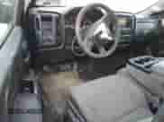 2018 Chevrolet Silverado 1500 LS z VIN 1GCNCNEH2JZ238549, wystawiony jako Copart lot #84554544 z przebiegiem 77 173 mil mil oraz Szkoda całkowita • Salvage title. Historia ofert i sprzedaży dostępna na DreamBid. Obrazek 8.