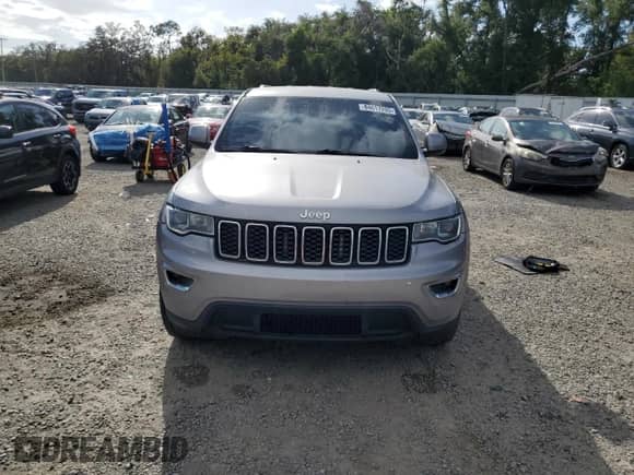 2018 Jeep Grand Cherokee Laredo E с VIN 1C4RJEAGXJC277915, выставлен на аукционе Copart как лот 84617205 с пробегом 146 979 миль миль и Чистый • Clean title. История ставок и продаж доступна на DreamBid. Изображение 5.