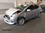 2013 Toyota Prius One z VIN JTDKDTB31D1055630, wystawiony jako IAAI lot #43197126 z przebiegiem 113 286 mil mil oraz . Historia ofert i sprzedaży dostępna na DreamBid. Obrazek 2.