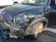 2025 MINI Hardtop Cooper S with VIN WMW23GD05S2W75477, listed as a IAAI auction lot 43022493 with Not provided miles and . Bid and sale history available at DreamBid. Image 17.