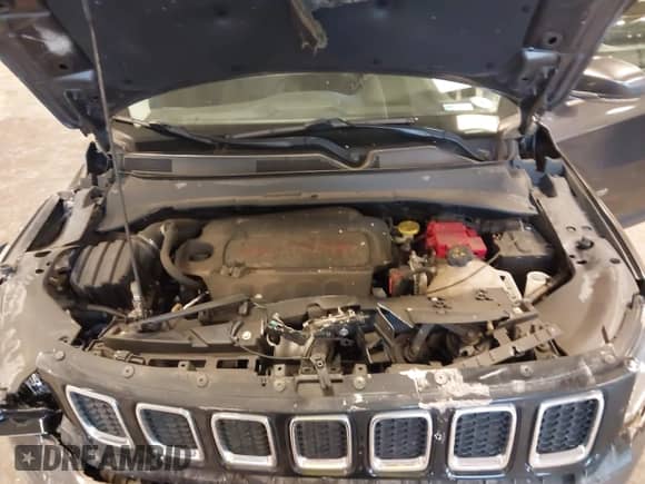 2019 Jeep Compass Limited with VIN 3C4NJDCB1KT780880, listed as a IAAI auction lot 43297174 with 76,843 mi miles and . Bid and sale history available at DreamBid. Image 10.