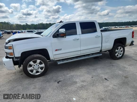 2018 Chevrolet Silverado 2500HD LTZ с VIN 1GC1KWEY5JF283770, выставлен на аукционе Copart как лот 64377475 с пробегом 187 595 миль миль и Списание • Salvage title. История ставок и продаж доступна на DreamBid. Изображение 1.