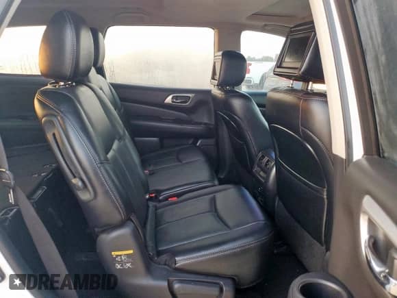 2014 Nissan Pathfinder S z VIN 5N1AR2MN9EC729000, wystawiony jako Copart lot #90420675 z przebiegiem 137 067 mil mil oraz Czysty tytuł • Clean title. Historia ofert i sprzedaży dostępna na DreamBid. Obrazek 11.