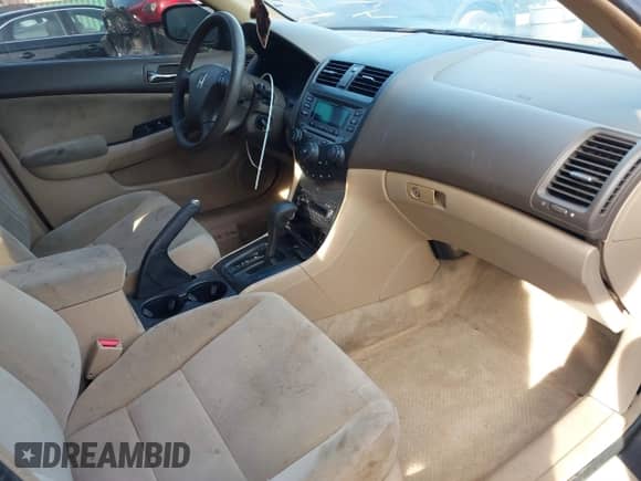 2007 Honda Accord LX with VIN 1HGCM66357A025441, listed as a IAAI auction lot 41199111 with 304,723 mi miles and . Bid and sale history available at DreamBid. Image 5.