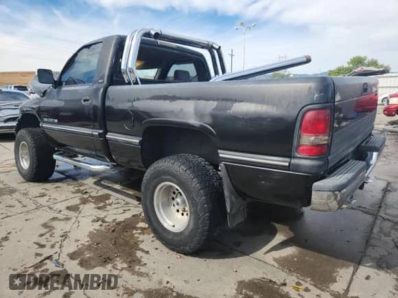 1995 Dodge 1500 с VIN 1B7HF16Z4SS355113, выставлен на аукционе Copart как лот 81267225 с пробегом 192 917 миль миль и Списание • Salvage title. История ставок и продаж доступна на DreamBid. Изображение 2.