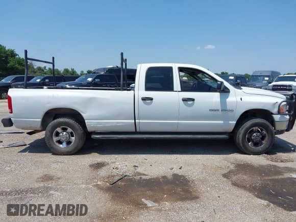 2004 Dodge 2500 SLT with VIN 1D7KU28D24J189790, listed as a IAAI auction lot 42393732 with 420,098 mi miles and . Bid and sale history available at DreamBid. Image 13.