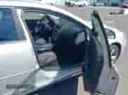 2009 Chevrolet Malibu 2LT с VIN 1G1ZJ57B69F133714, выставлен на аукционе IAAI как лот 42976780 с пробегом 120 105 миль миль и . История ставок и продаж доступна на DreamBid. Изображение 5.