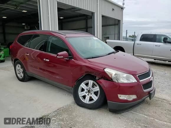 2010 Chevrolet Traverse 1LT with VIN 1GNLVFED7AJ205606, listed as a Copart auction lot 81248545 with Not provided miles and Salvage title. Bid and sale history available at DreamBid. Image 14.