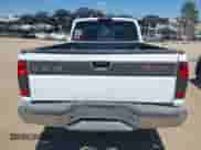 2000 Nissan Frontier XE с VIN 1N6ED26T1YC315114, выставлен на аукционе IAAI как лот 42076538 с пробегом 240 525 миль миль и . История ставок и продаж доступна на DreamBid. Изображение 16.