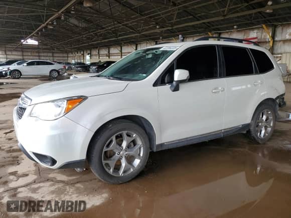 2015 Subaru Forester Touring with VIN JF2SJAWC0FH841843, listed as a Copart auction lot 82286335 with 93,011 mi miles and Salvage title. Bid and sale history available at DreamBid. Image 1.