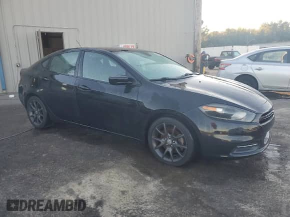 2015 Dodge Dart SE with VIN 1C3CDFAA3FD392375, listed as a Copart auction lot 85747715 with 64,679 mi miles and Salvage title. Bid and sale history available at DreamBid. Image 4.
