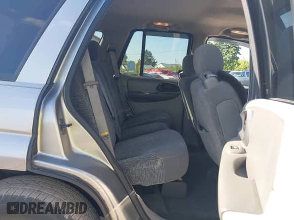 2003 Chevrolet TrailBlazer LT с VIN 1GNDT13S832142706, выставлен на аукционе IAAI как лот 43134967 с пробегом 150 704 миль миль и . История ставок и продаж доступна на DreamBid. Изображение 8.