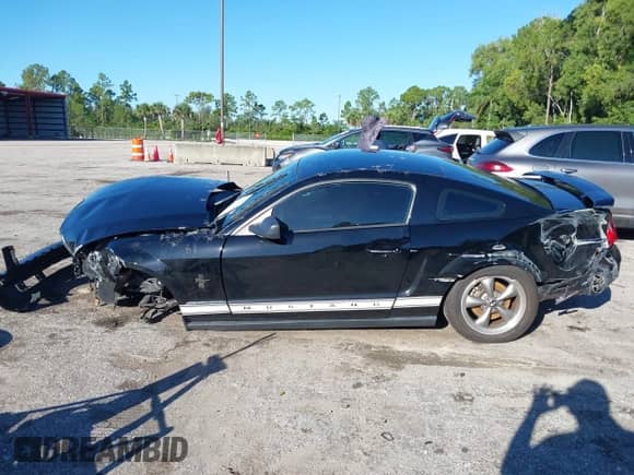 2006 Ford Mustang Standard with VIN 1ZVFT80N165210918, listed as a IAAI auction lot 43438713 with Not provided miles and . Bid and sale history available at DreamBid. Image 14.
