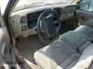 1997 Chevrolet Silverado 1500 z VIN 1GCEC14W6VZ253733, wystawiony jako Copart lot #66991994 z przebiegiem 261 797 mil mil oraz Szkoda całkowita • Salvage title. Historia ofert i sprzedaży dostępna na DreamBid. Obrazek 8.