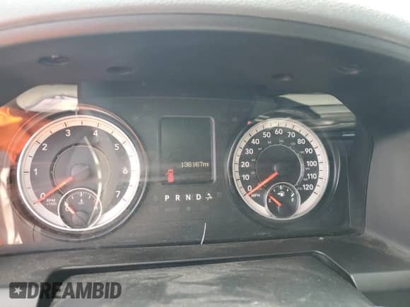 2018 Ram 1500 Big Horn z VIN 1C6RR7GG4JS300792, wystawiony jako Copart lot #80144735 z przebiegiem 136 167 mil mil oraz Czysty tytuł • Clean title. Historia ofert i sprzedaży dostępna na DreamBid. Obrazek 9.