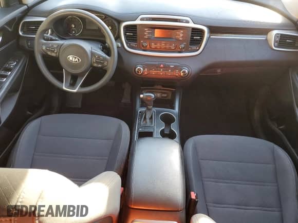 2016 Kia Sorento L with VIN 5XYPG4A38GG095129, listed as a Copart auction lot 86292075 with 139,840 mi miles and Salvage title. Bid and sale history available at DreamBid. Image 8.