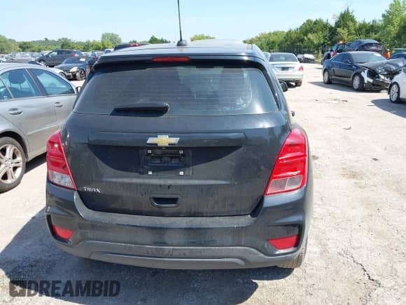 2018 Chevrolet Trax LS z VIN 3GNCJKSB3JL160860, wystawiony jako IAAI lot #43195256 z przebiegiem 128 748 mil mil oraz . Historia ofert i sprzedaży dostępna na DreamBid. Obrazek 16.