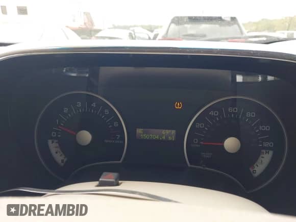 2007 Ford Explorer XLT с VIN 1FMEU73E17UB54581, выставлен на аукционе IAAI как лот 43200260 с пробегом 150 704 миль миль и . История ставок и продаж доступна на DreamBid. Изображение 7.