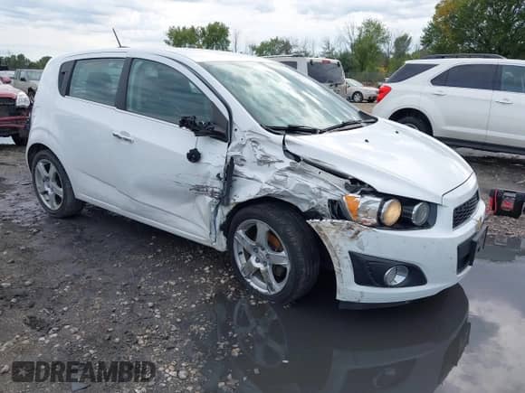 2015 Chevrolet Sonic LTZ with VIN 1G1JE6SB9F4193315, listed as a IAAI auction lot 43279436 with 100,413 mi miles and . Bid and sale history available at DreamBid. Image 1.