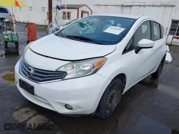 2015 Nissan Note S with VIN 3N1CE2CPXFL404411, listed as a IAAI auction lot 41199591 with 143,763 mi miles and . Bid and sale history available at DreamBid. Image 2.