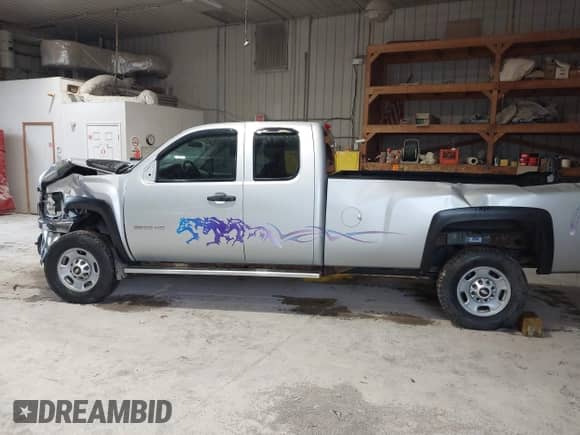 2012 Chevrolet Silverado 2500HD Work Truck with VIN 1GC2KVCG9CZ158457, listed as a IAAI auction lot 42458428 with 212,261 mi miles and . Bid and sale history available at DreamBid. Image 14.