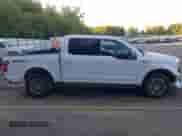 2019 Ford F-150 XLT z VIN 1FTEW1EP0KKD88077, wystawiony jako IAAI lot #43125919 z przebiegiem 80 967 mil mil oraz . Historia ofert i sprzedaży dostępna na DreamBid. Obrazek 13.
