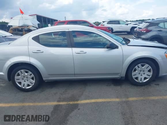 2012 Dodge Avenger SE с VIN 1C3CDZAB9CN233005, выставлен на аукционе IAAI как лот 42485734 с пробегом 129 991 миль миль и . История ставок и продаж доступна на DreamBid. Изображение 13.