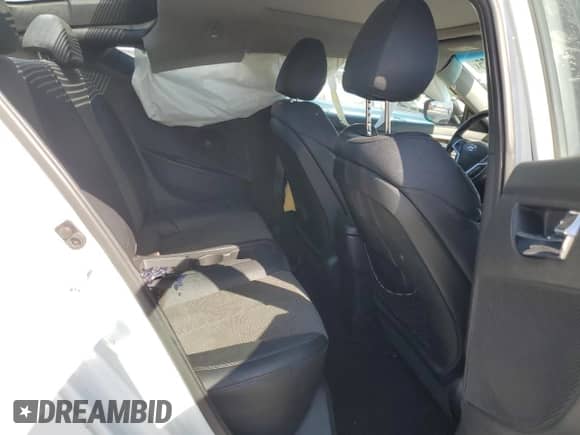 2014 Hyundai Veloster с VIN KMHTC6AD9EU217468, выставлен на аукционе Copart как лот 71742305 с пробегом 141 759 миль миль и Списание • Salvage title. История ставок и продаж доступна на DreamBid. Изображение 10.