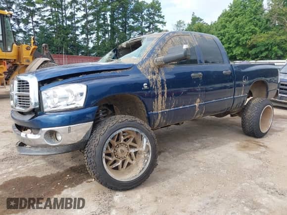 2008 Dodge 2500 SLT with VIN 3D7KS28A08G221753, listed as a IAAI auction lot 42663068 with 249,701 mi miles and . Bid and sale history available at DreamBid. Image 19.