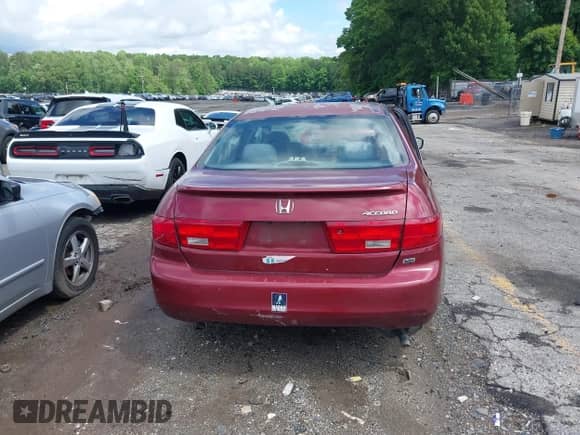 2005 Honda Accord LX with VIN 1HGCM663X5A028932, listed as a IAAI auction lot 42247000 with 214,846 mi miles and . Bid and sale history available at DreamBid. Image 15.