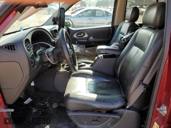 2007 Chevrolet TrailBlazer LT z VIN 1GNDS13S372238672, wystawiony jako Copart lot #67124173 z przebiegiem Nie podano mil oraz Szkoda całkowita • Salvage title. Historia ofert i sprzedaży dostępna na DreamBid. Obrazek 7.