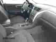 2012 Chevrolet Traverse 1LT z VIN 1GNKRGEDXCJ177096, wystawiony jako IAAI lot #42900721 z przebiegiem 136 425 mil mil oraz . Historia ofert i sprzedaży dostępna na DreamBid. Obrazek 5.