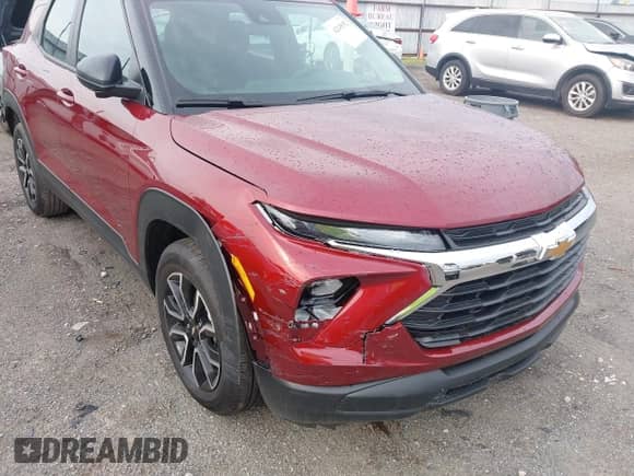 2025 Chevrolet TrailBlazer LS with VIN KL79MMSL7SB167972, listed as a IAAI auction lot 42145152 with 626 mi miles and . Bid and sale history available at DreamBid. Image 6.