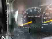 1998 GMC Sierra 1500 с VIN 1GTEC19R3WR506219, выставлен на аукционе Copart как лот 81150295 с пробегом 237 711 миль миль и Списание • Salvage title. История ставок и продаж доступна на DreamBid. Изображение 9.
