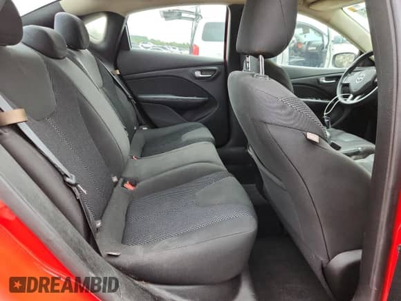 2016 Dodge Dart SE z VIN 1C3CDFAA7GD656859, wystawiony jako Copart lot #84368145 z przebiegiem 129 255 mil mil oraz Szkoda całkowita • Salvage title. Historia ofert i sprzedaży dostępna na DreamBid. Obrazek 10.