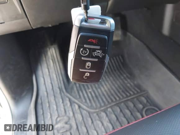 2025 Ram 1500 Rebel z VIN 1C6SRFLP2SN581797, wystawiony jako IAAI lot #43061676 z przebiegiem 25 190 mil mil oraz . Historia ofert i sprzedaży dostępna na DreamBid. Obrazek 11.